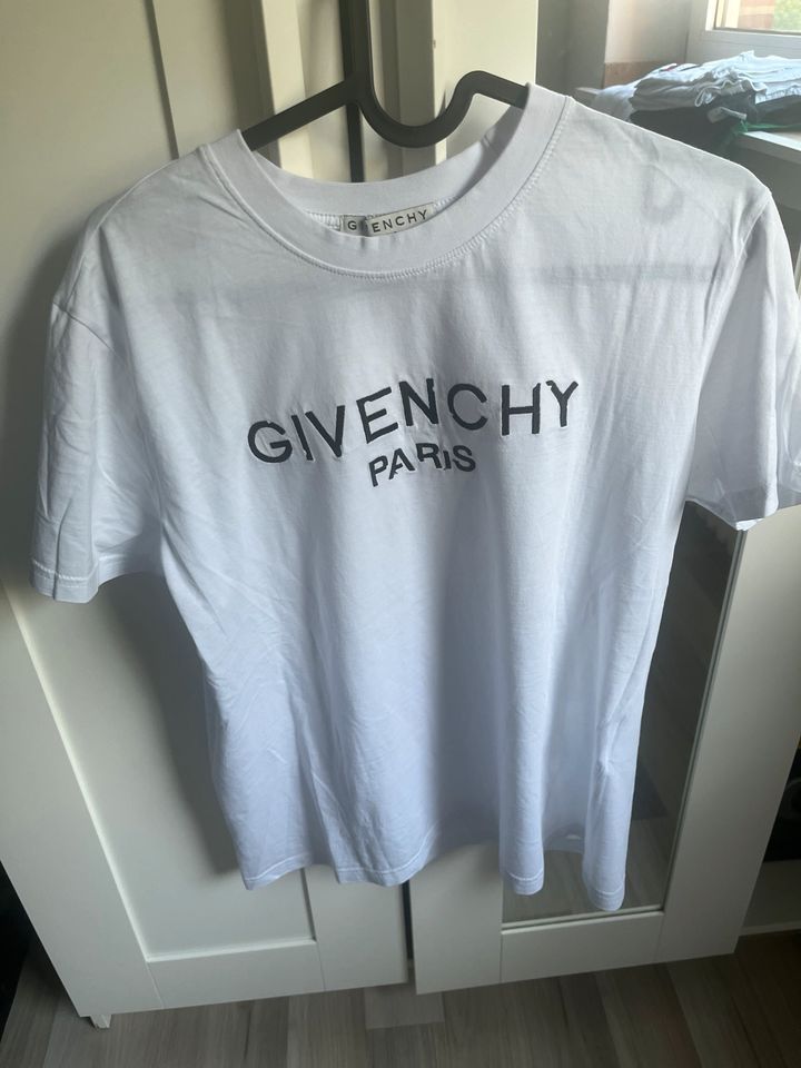 Tshirt Givenchy in Emmerich am Rhein