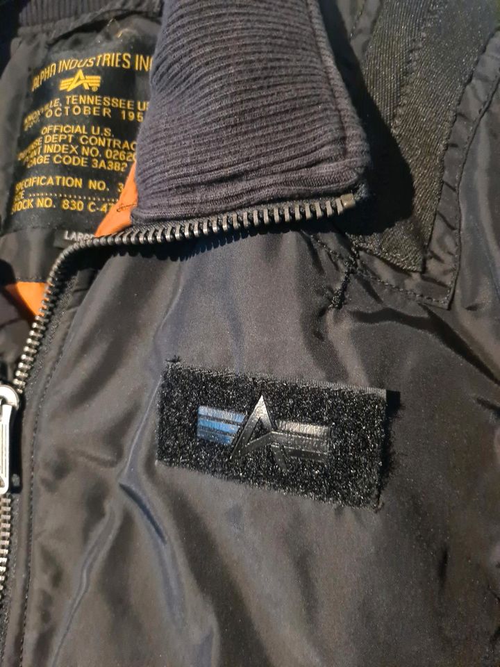 Alpha Industries BOMBERJACKEN in Konz