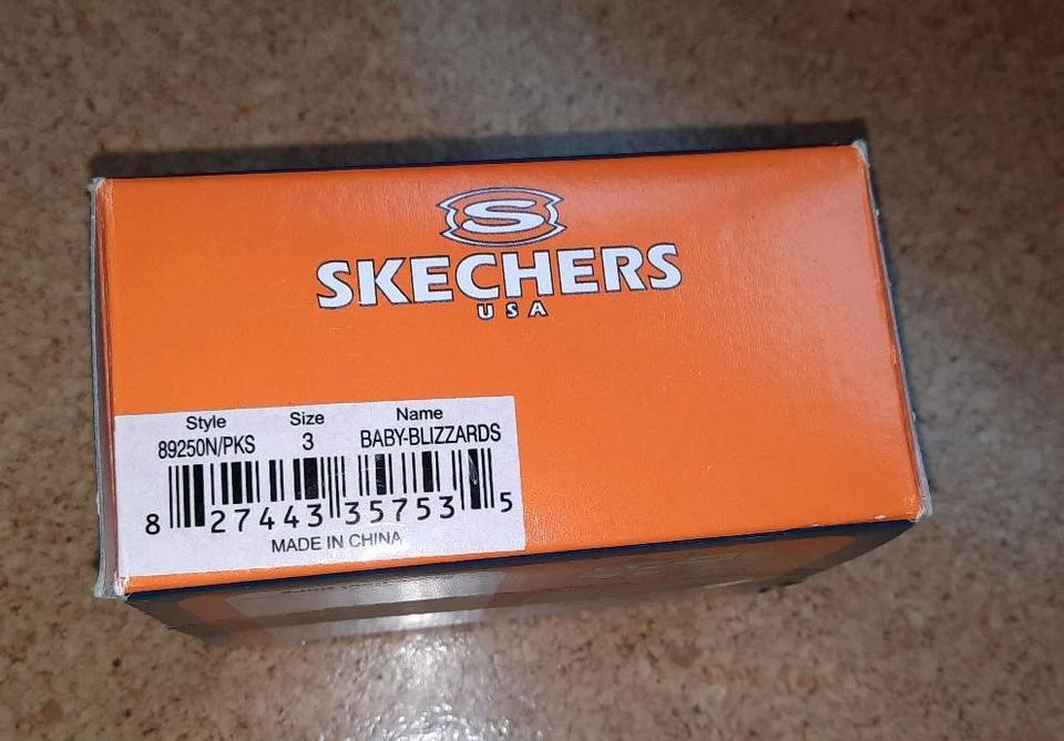 NEU Skechers Size 3 (6-9 Monate, Gr. 18,5 Schuhe gefüttert Babys in Neuhof