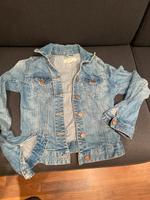 Jeansjacke. H&M. Größe 34 Bayern - Unterhaching Vorschau