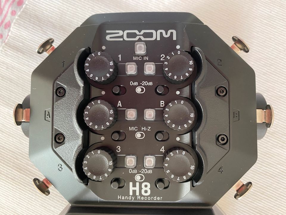 Zoom H8 Handyrecorder, podcasting,music,field recording in Kiel