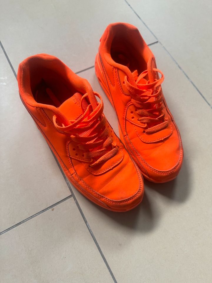 Neon orange Sportschuhe gr. 38 in Aschaffenburg