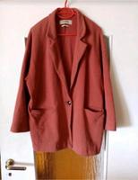 Blazer Jacke Kuschelig oversize Eggshape 38/40 Bayern - Hösbach Vorschau