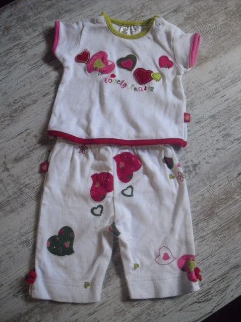 Baby Bekleidung - Kleidungspaket in Fritzlar