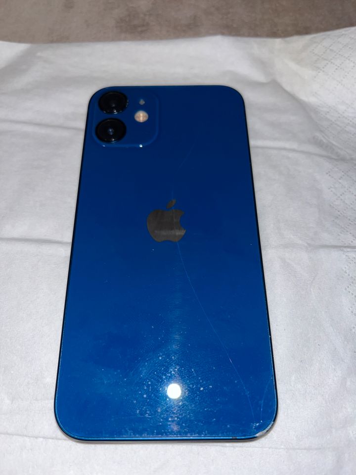 Verkaufe iPhone 12 mini in Blau 256 GB kein Zubehör kein OVP in Berlin