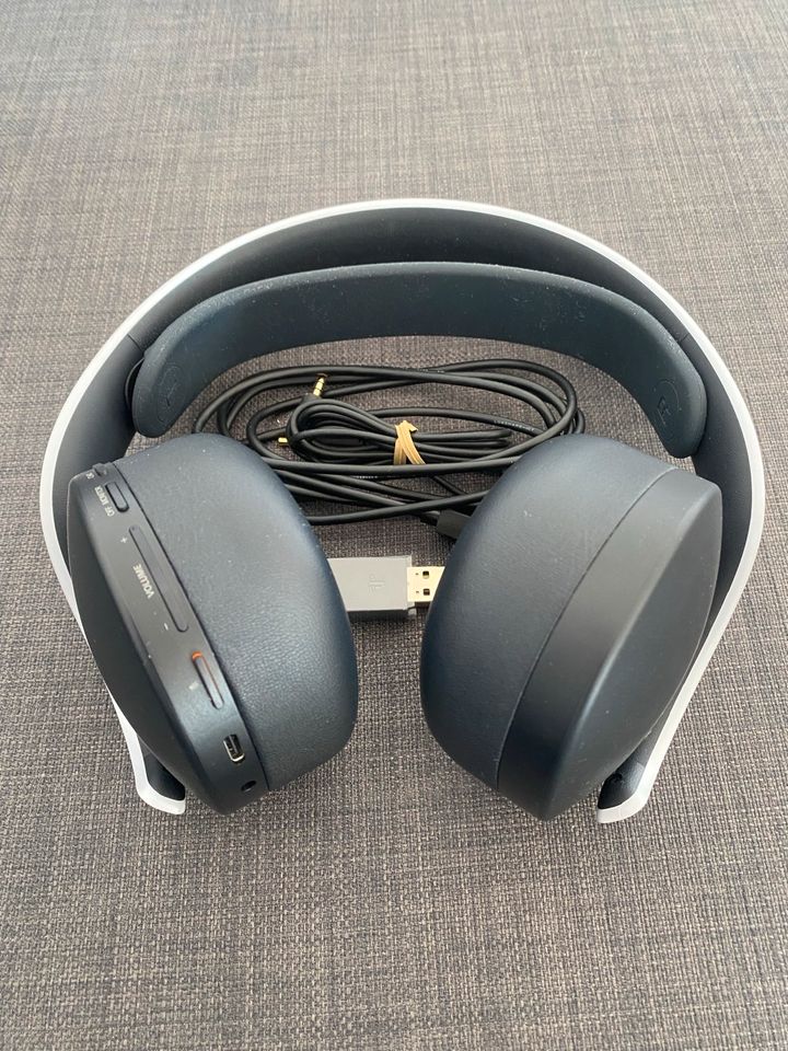 Pulse 3D Wireless Headset PS5/PS4 in Gießen