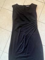 Yessica Kleid S 36 grau Business Etuikleid Raffung Stretch Niedersachsen - Oldenburg Vorschau