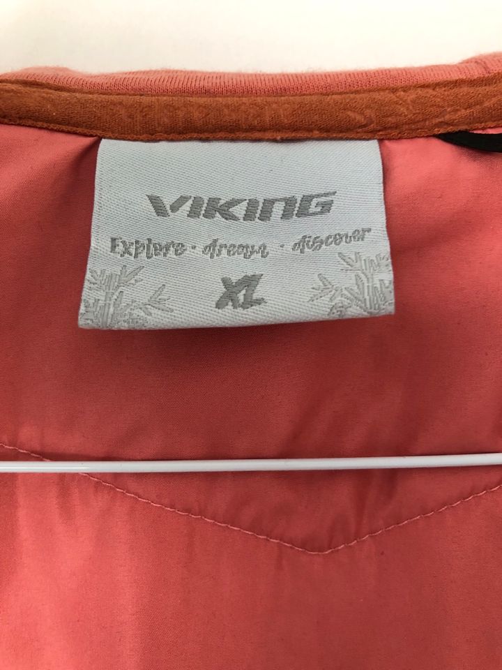 Viking Jacke mit Kapuze in Haan