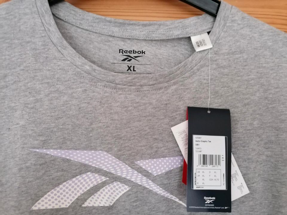 Sport T-Shirt reebok grau XL NEU in Düsseldorf