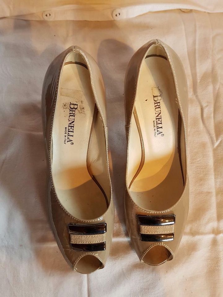 Damen Schuhe von Brunella Gr. 40 1/2 in Mengkofen