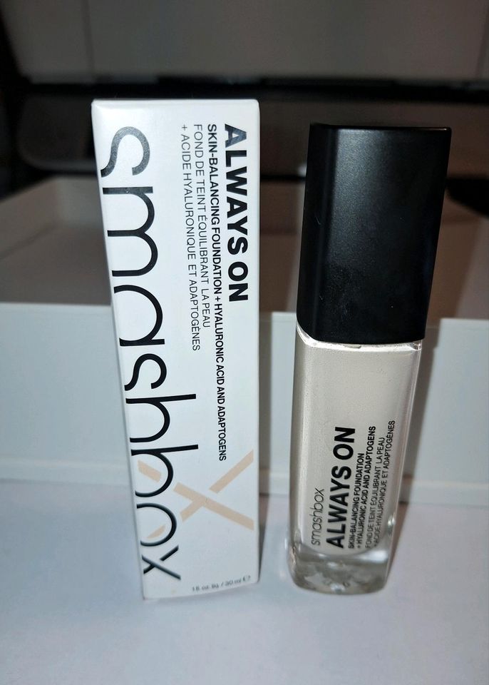 Smashbox Always On Foundation F10-N Hell Make Up in Regensburg