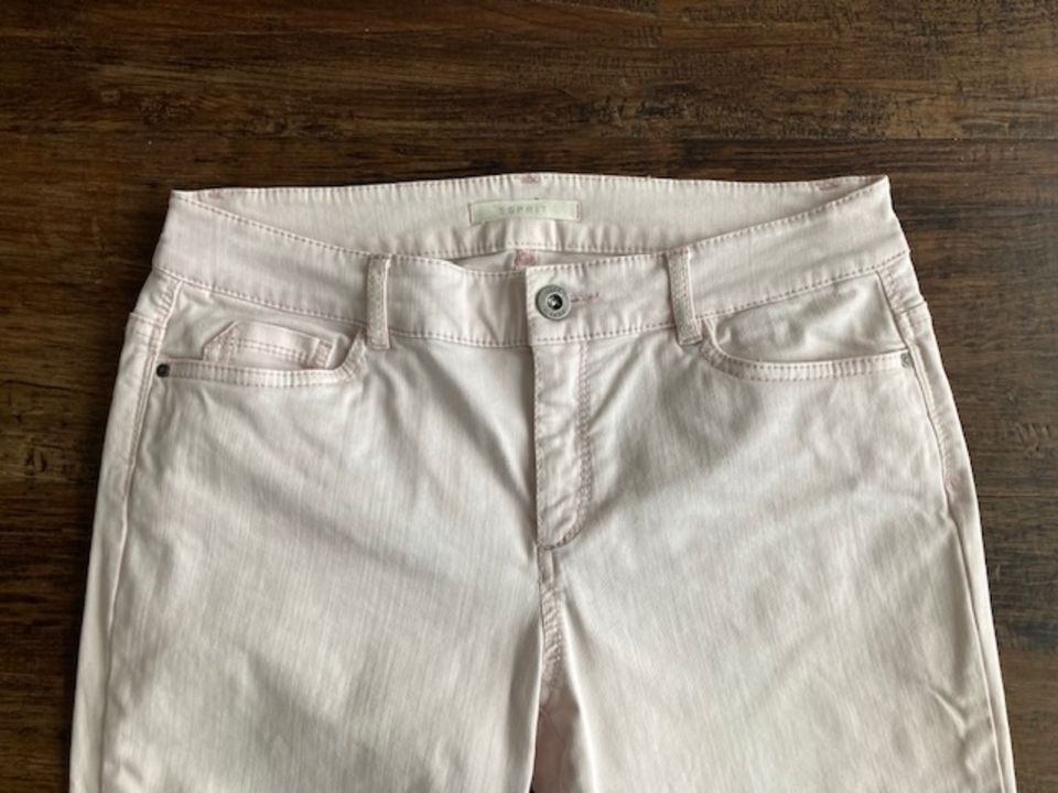 Esprit, schmale Jeans rosé in Gr. 36 in Plochingen