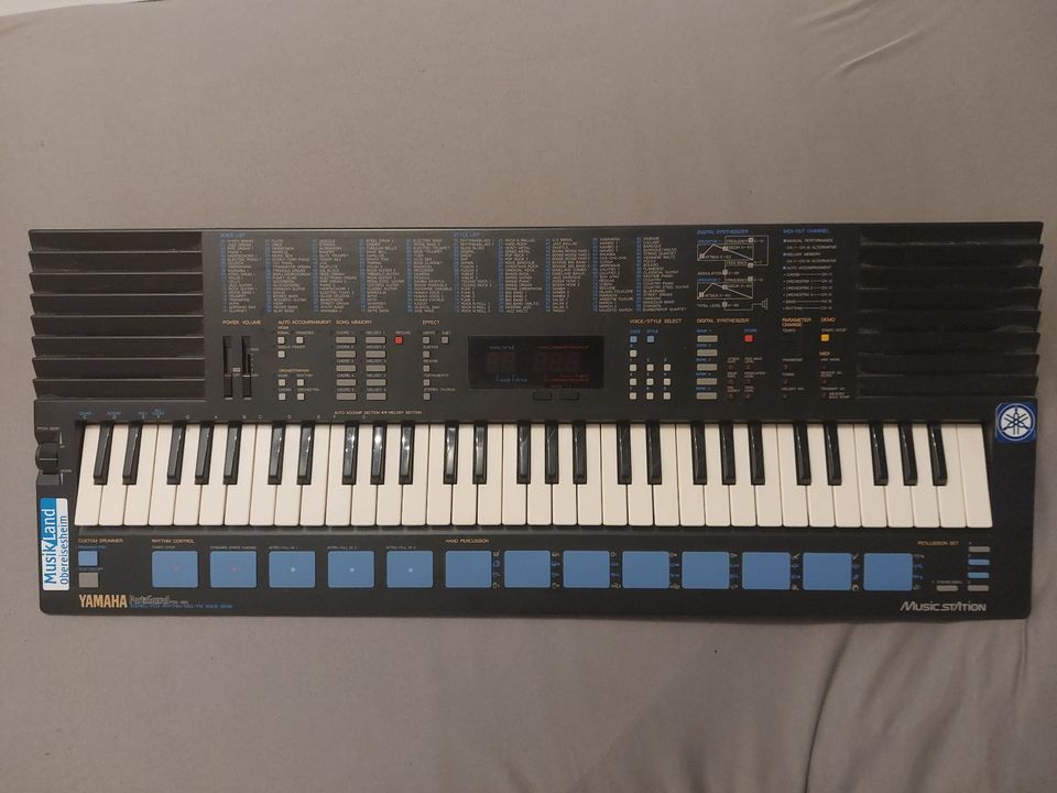 Yamaha PSS-680 - Keyboard / Music Station inkl. 3-Way Midi Kabel in Alzey