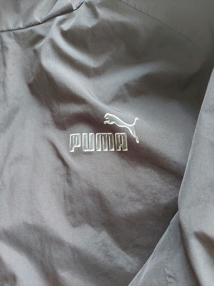 Puma GORE-TEX Performance Shell Jacke XL schwarz blau Regenjacke in Hannover