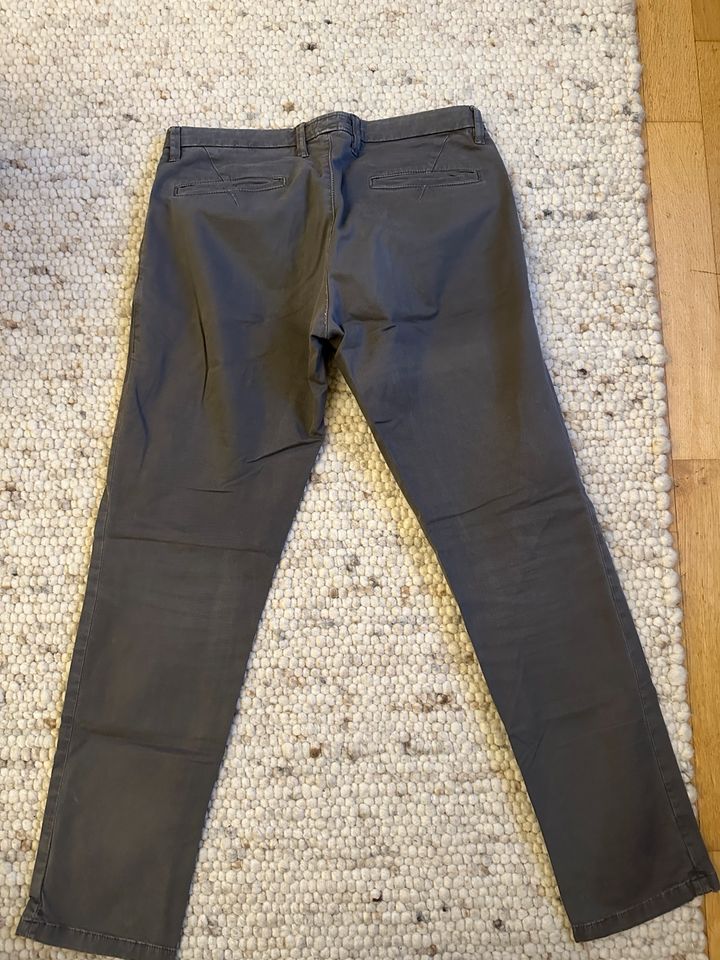 Drykorn Chino Herren Grau 33/32 in Berlin