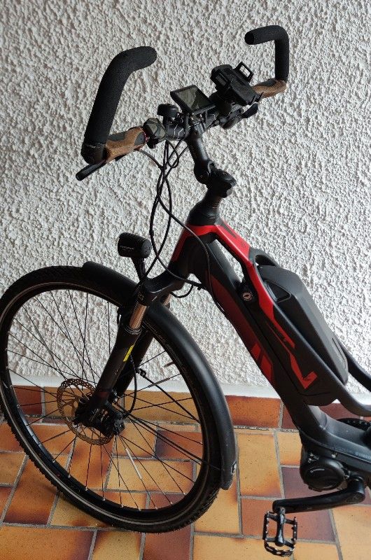 Giant Explore E, E-Bike Modelljahr 2017 Yamaha 36V 250W in Neufahrn