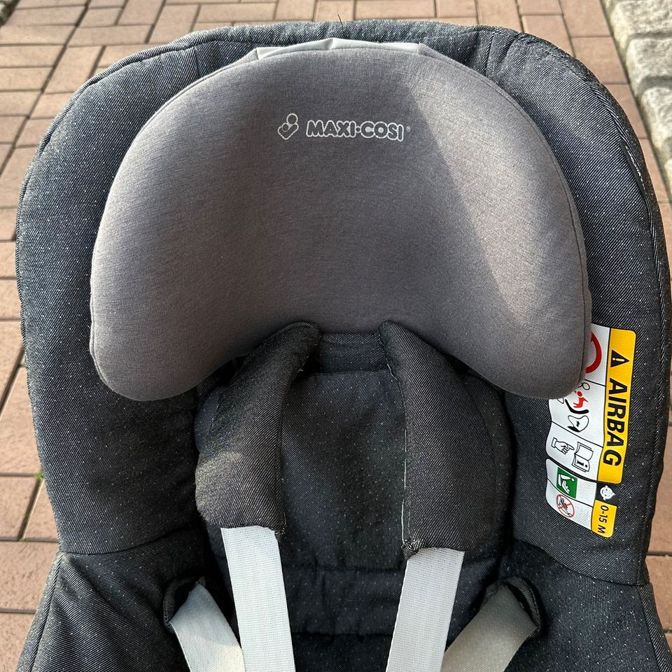 Maxi Cosi 2way Pearl + 2wayFix Basisstation (unfallfrei) in Schermbeck