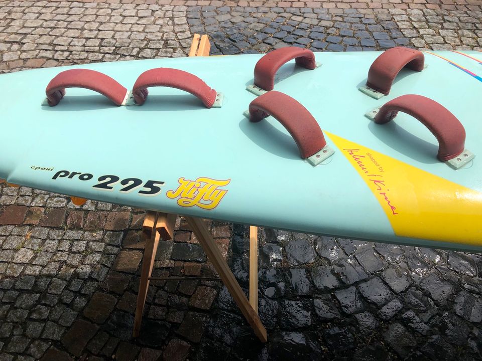 Windsurfboard Hifly 295 Pro Epoxy mit neuem North Sail Zeta Rigg in Dierdorf