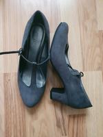 Pumps grau Gr 38 wie NEU Bayern - Stein Vorschau