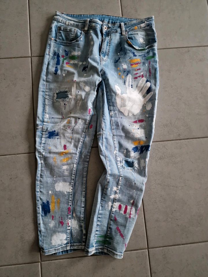 Jeans painted in Duisburg