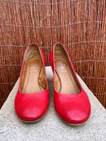 80 Euro Fantasy Adele 38 High Heels Pumps Leder rot Absatz Schuhe Nordrhein-Westfalen - Bad Salzuflen Vorschau