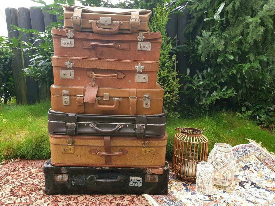 LEIHEN | Alte antike Koffer | Hochzeit | Vintage | braun | weiß in Kappelrodeck