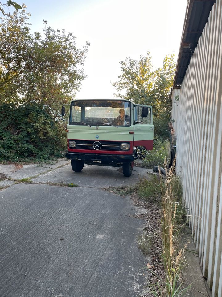 LKW Bootsransporter Mercedes DB 608 -Tausch möglich- in Brandenburg an der Havel