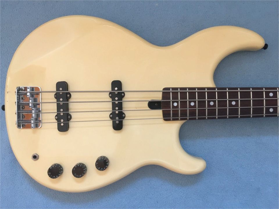 Yamaha BB V Bass, 40 Jahre alt, Vintage Jazz Bass, Youtube, JAPAN in Witten