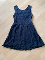 Kleid Spitze, dunkelblau, Only Gr. 36, neuwertig Nordrhein-Westfalen - Elsdorf Vorschau