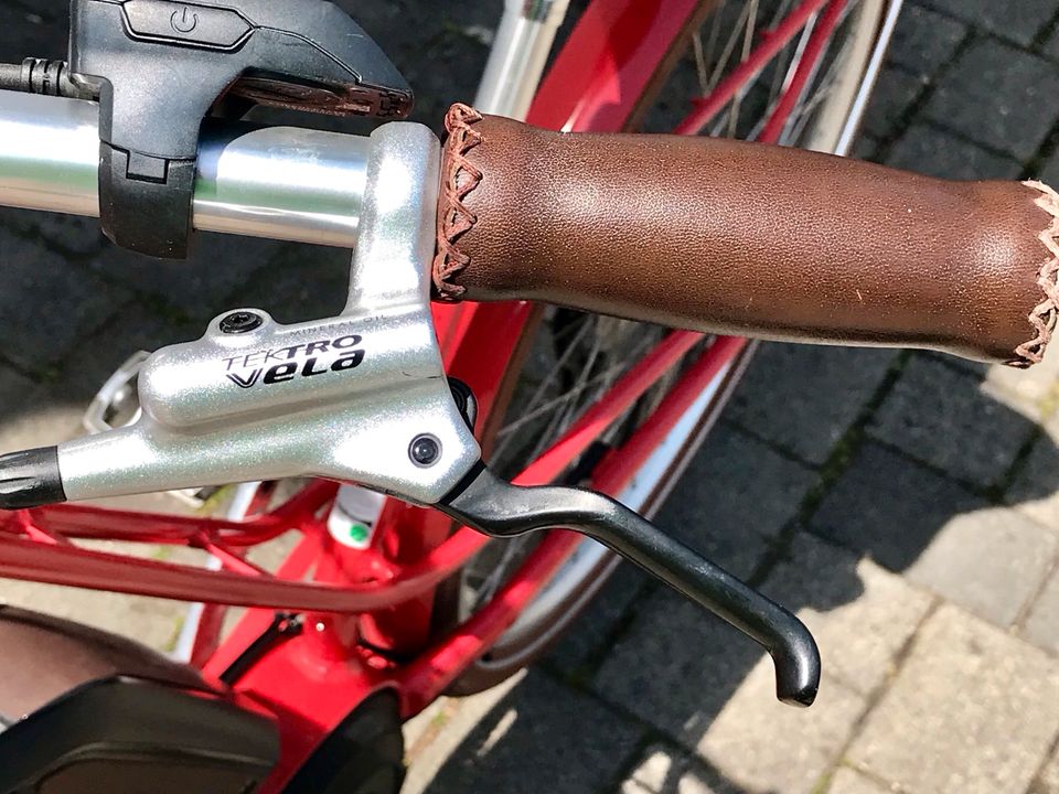 E Bike - Diamant - Neuwertig in Unterföhring