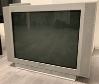 Vintage Sony Trinitron KV-29FX30E Röhrenfernseher + Untergestell Frankfurt am Main - Altstadt Vorschau