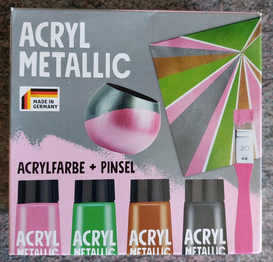 Acryl Metallic Farbe in Großkarolinenfeld