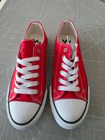 Sneaker Turnschuhe Chucks Vty, 39, ungetragen Schleswig-Holstein - Lübeck Vorschau