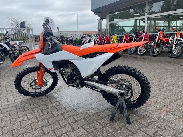 KTM SX-F250 MY24 in Aschersleben