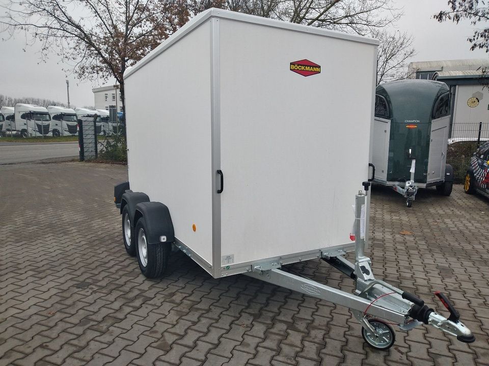 Böckmann Koffer Pkw Anhänger KT 3015/27 M F in Potsdam