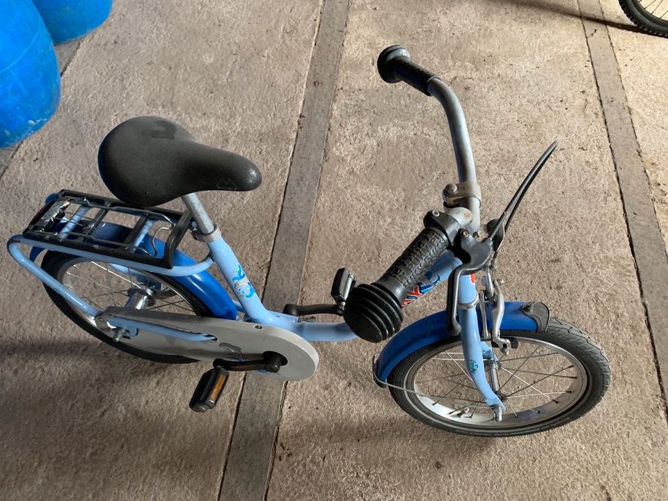 Schönes hellblaues Puky Kinderfahrrad 16 Zoll mit Gepäckträger in Bötzingen