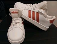 2 PAAR DAMEN ADIDAS SNEAKER Brandenburg - Vetschau Vorschau