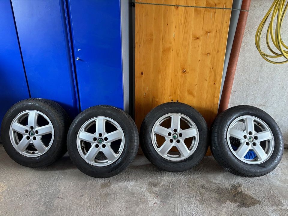 4 Sommerreifen auf Alufelgen Skoda Fabia Oktavia Fulda 195/65R15 in Pleinfeld