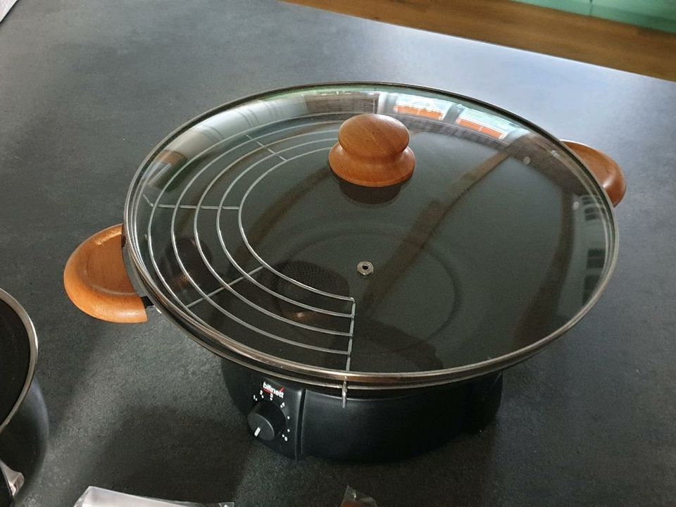 Wok Wokset Fondue Fondue Set Wok Set elektrisch neu und unbenutzt in Waren (Müritz)