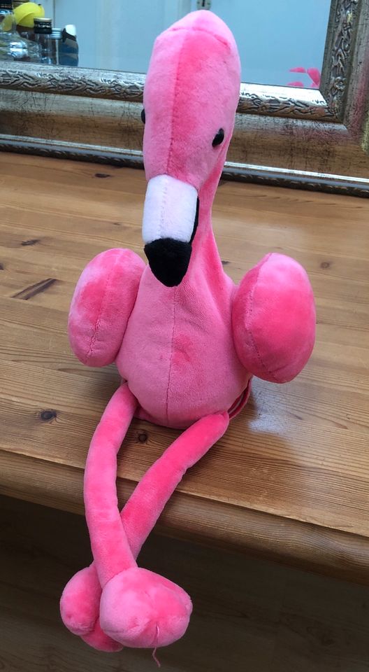 Pink sprechender Flamingo Labertier Stofftier 42 cm neuwertig in Wiesbaden