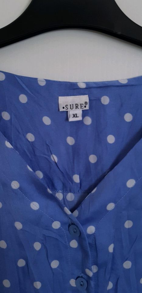 Sure Damenbluse Gr. XL, blau m. weißen Pünktchen in Mommenheim