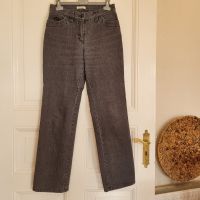 Bootcut Jeans grau 38 Top Zustand Taillenbund Vintage Jeans 90er Friedrichshain-Kreuzberg - Friedrichshain Vorschau