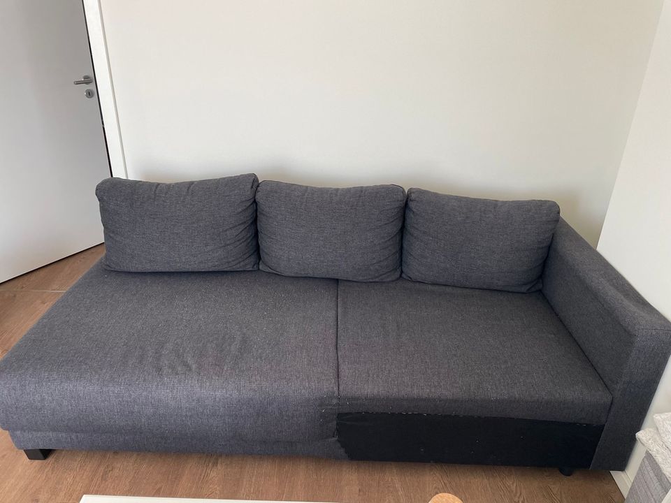 Couch grau in Berlin