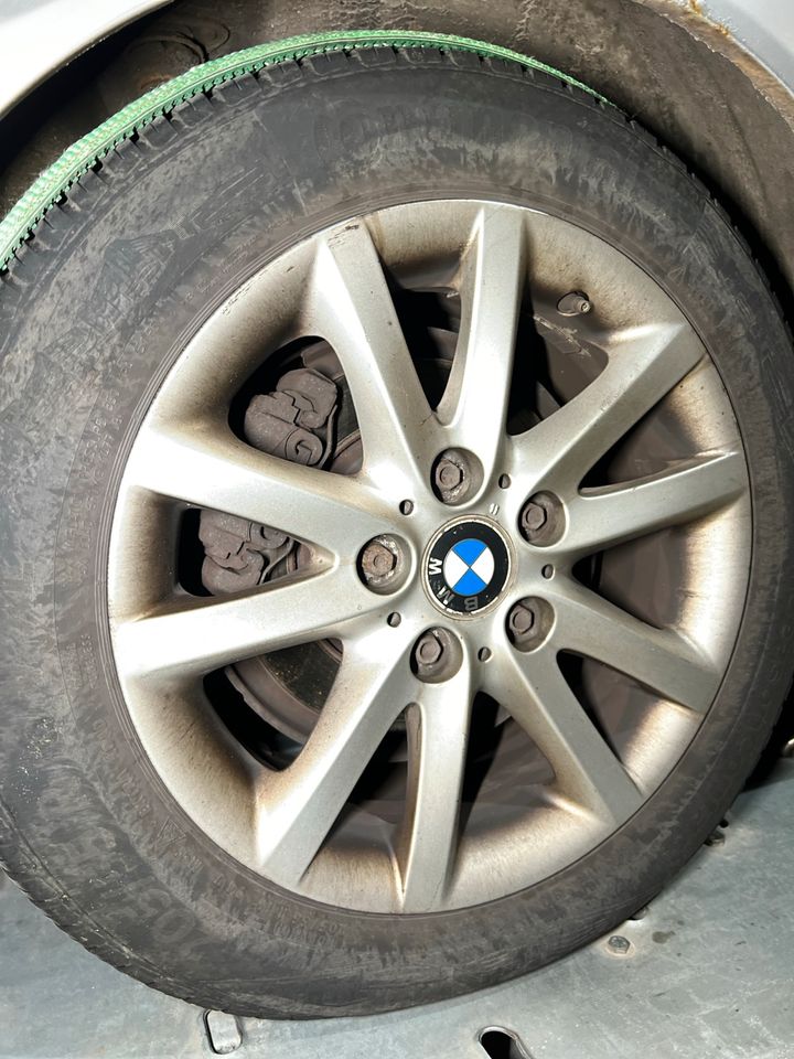 Bmw e46 Alufelgen Allwetter 205/55R16 94V Reifen Continental in Weilerswist