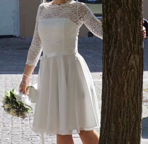 Hochzeitskleid mit Spitze, weiß, kurz / knielang, Swing, 34, XS in  Nordrhein-Westfalen - Iserlohn | eBay Kleinanzeigen ist jetzt Kleinanzeigen