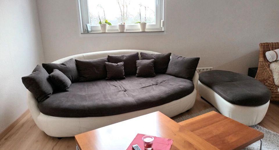 Große xxl mega ovale Lounge Couch Sofa Hocker Kissen braun beige in Stuttgart