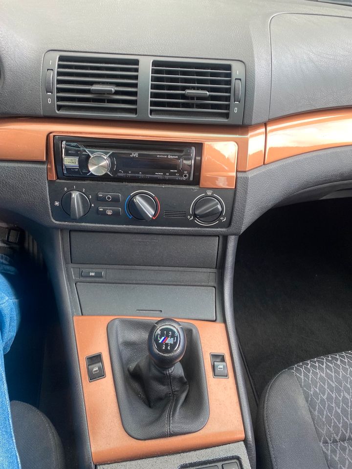 BMW e46 316Ti Compact mit Anhängerkupplung TÜV 08/25 in Fridolfing