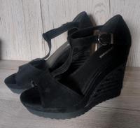 Keilabsatz Schuhe in Schwarz von Deichmann Sachsen - Schneeberg Vorschau