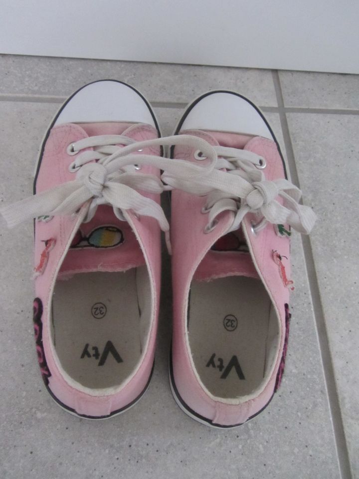 Chucks / Stoffschuhe / Sneaker / Turnschuhe Sport rosa Gr. 32 in Wöllstein