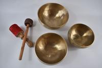 Klangschalen 3er Set - matt - 2,7 kg - Klangtherapie u Meditation Bayern - Bad Staffelstein Vorschau